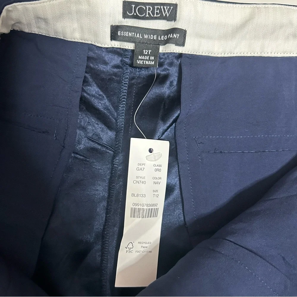 J.Crew Tall Essential wide-leg pant in textured satin (12T) - Picture 6 of 10